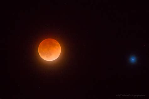 Lunar Eclipse April 15, 2014 | As seen from Yosemite Nationa… | Flickr