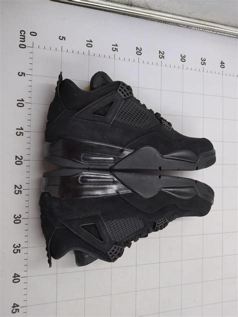 Help qc these black cat 4s. Thank you : r/Sugargoo