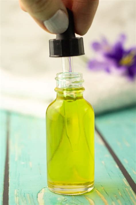 DIY Face Oil for Glowing Skin - Tweak and Tinker