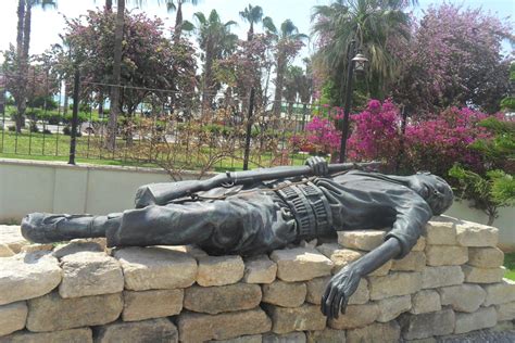 Memorial Turkish War for Independence - Mersin - TracesOfWar.com