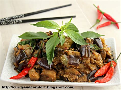 Kitchen Simmer: Thai Basil Eggplant Stir Fry