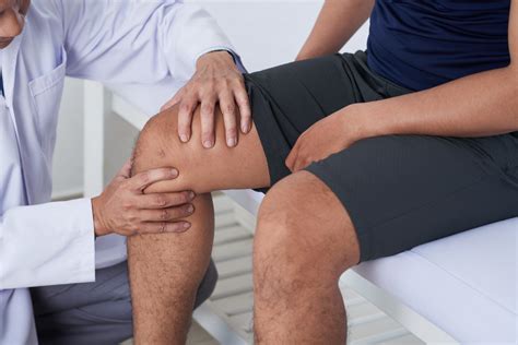 Why Does My Knee Hurt? Causes, Symptoms, and Remedies of Knee Pain