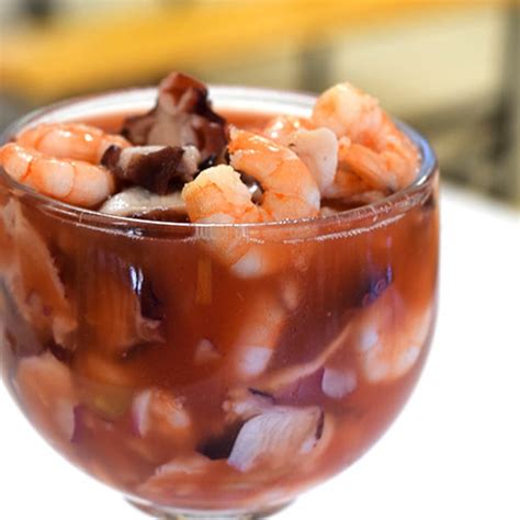 Coctel de Camarón y Pulpo – Mariscos El Rey Obregón