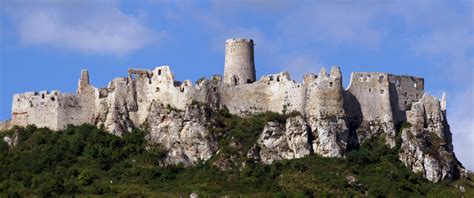 Top 10 Most Beautiful Castles in Slovakia - Ecobnb