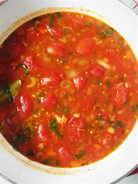 Tomato Tortilla Soup - La Piña en la Cocina