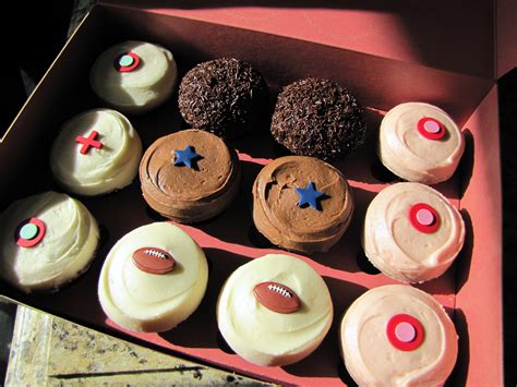 File:Sprinkles Cupcakes Dallas.jpg - Wikimedia Commons