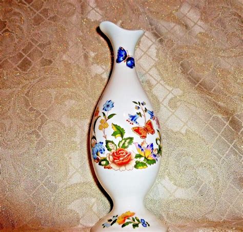 Aynsley Made in England Fine Bone China Cottage Garden Vase - Vases