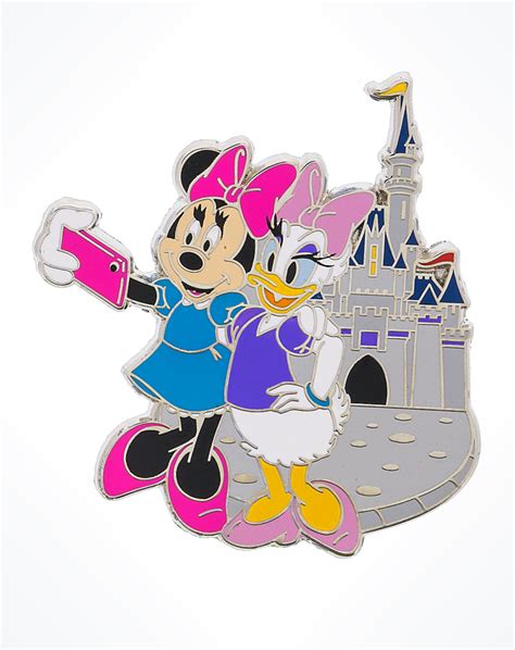 10 Disney souvenirs under $10 - Disney in your Day