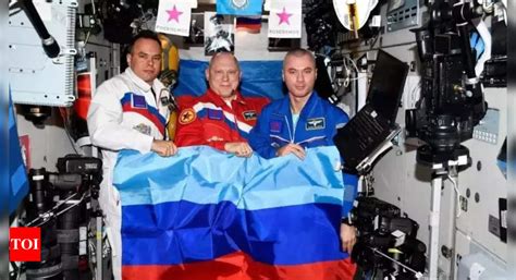 3 Russian cosmonauts return safely from International Space Station ...