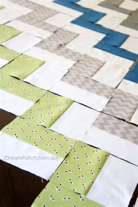 35 Easy Quilts To Make This Weekend