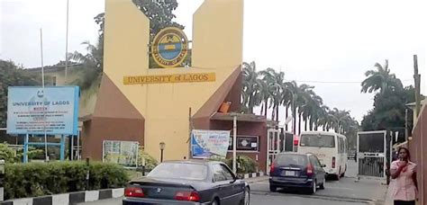 Fee hike: Policemen take over UNILAG gate, as students protest