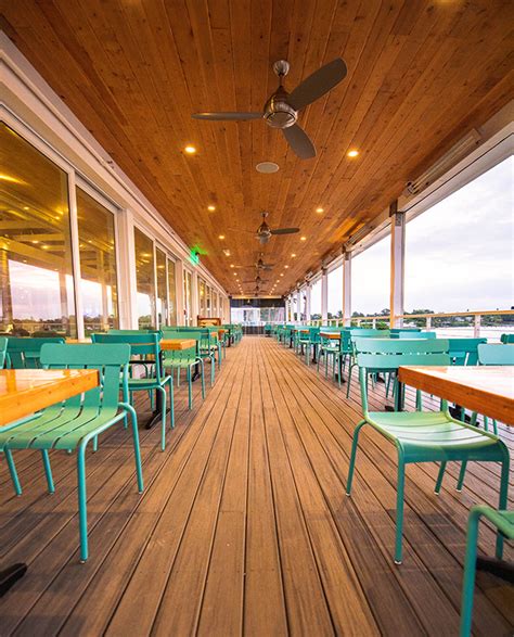 TideHouse Waterfront Restaurant – Stuart Florida