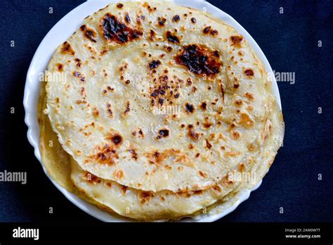 Somali african plate hi-res stock photography and images - Alamy