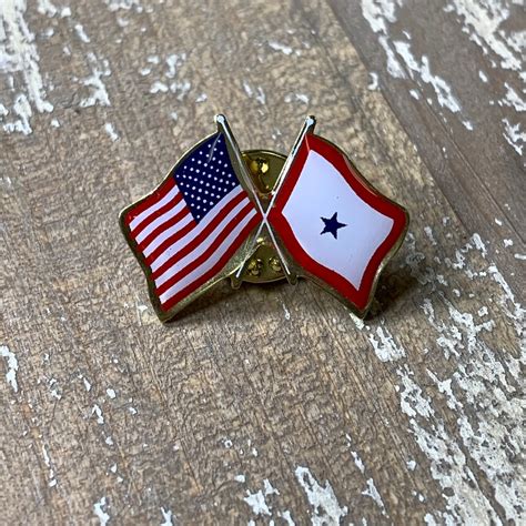 Blue Star Service Star Military Family Flag Crossed With United States Flag Friendship Lapel Pin ...