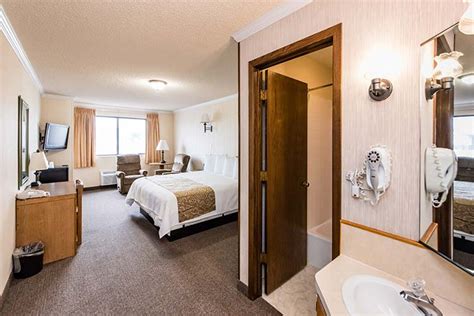 OUR ROOMS - Western Inn Tremonton