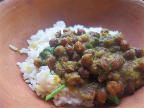 Garbanzo Bean (Chickpea) Curry | Miriam's Earthen Cookware