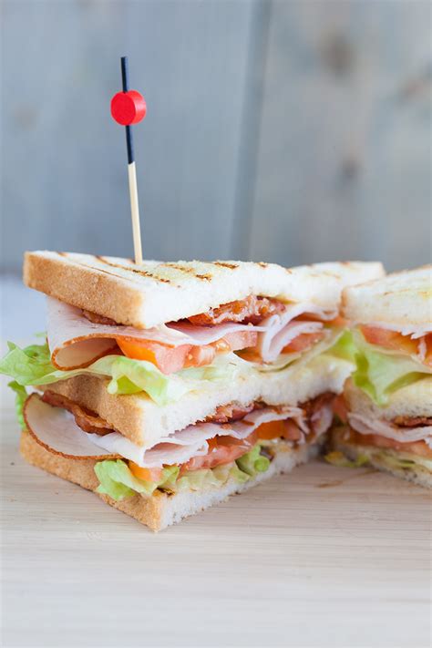 Club sandwich - ohmydish.com