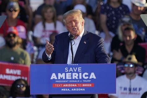 Donald Trump 2024 campaign prepares for post-midterms launch