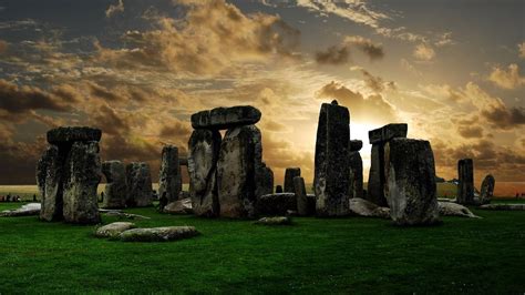 Stonehenge Salisbury Day Trip: Unlock the Past