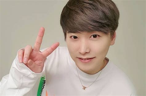 Super Junior Sungmin Confirmed to Make His Solo Comeback after Two ...