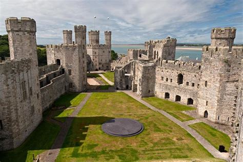 Best Caernarfon Castle (Carnarvon Castle) Tours & Tickets - Book Now