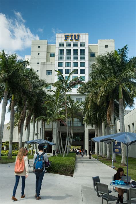 FIU Library | by Eduardo Merille | Florida International University ...