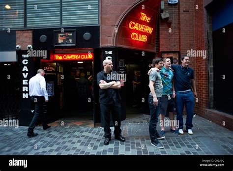 Beatles cavern club hi-res stock photography and images - Alamy