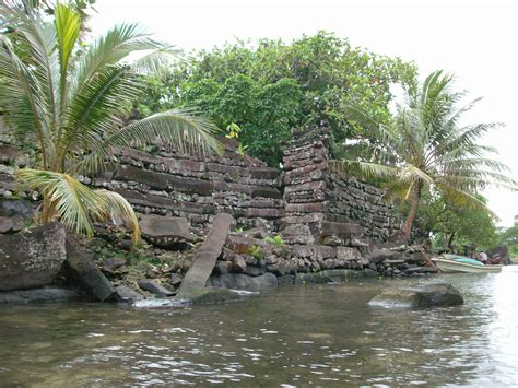 Nan Madol ruins of Pohnpei, Micronesia. Pohnpei, Travle, Micronesia ...