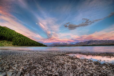 Sunset at Lake Tekapo – Caught In Pixels