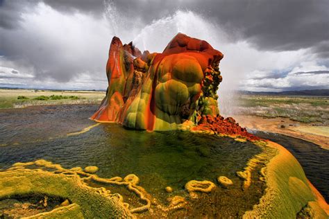 Download Nature Fly Geyser HD Wallpaper