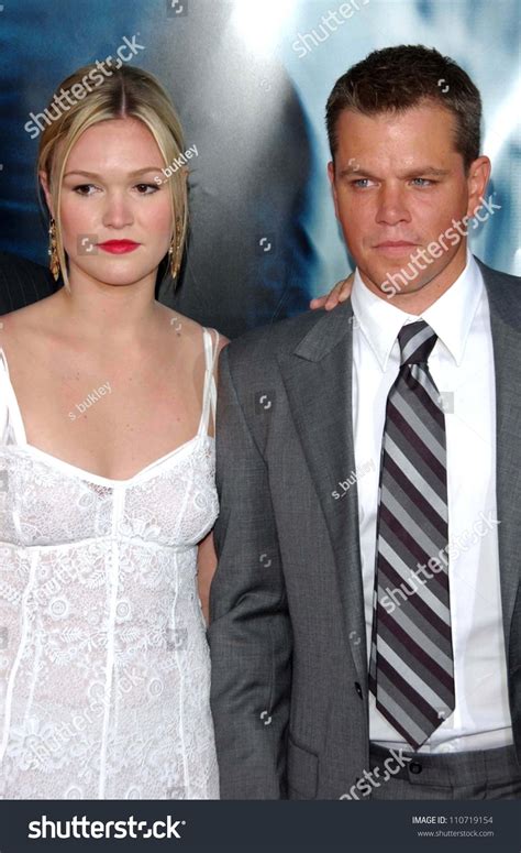 Julia Stiles Matt Damon World Premiere Stock Photo 110719154 | Shutterstock