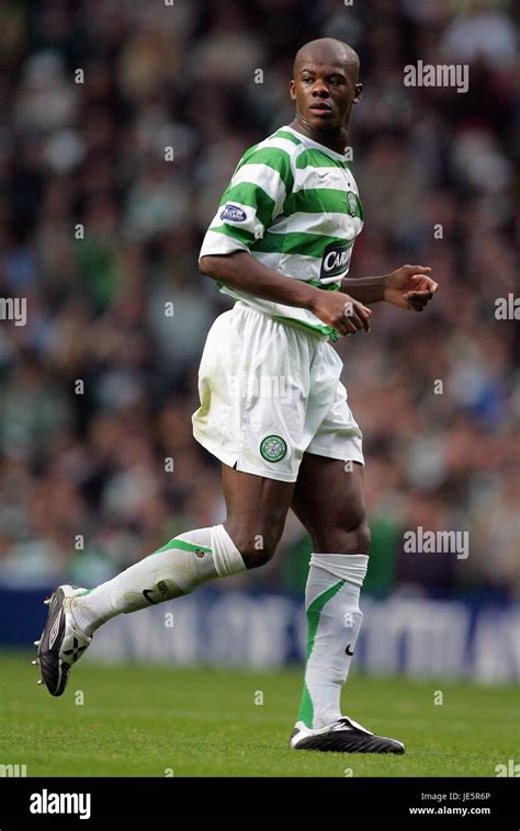 BOBO BALDE GLASGOW CELTIC FC PARK HEAD STADIUM CELTIC PARK GLASGOW 15 October 2005 Stock Photo ...