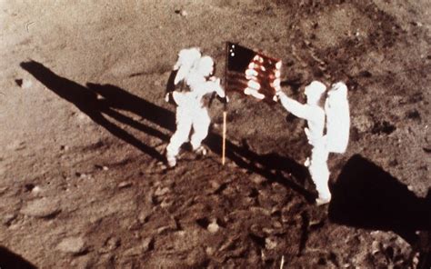 Neil Armstrong, first man on moon, 82 | The Times of Israel