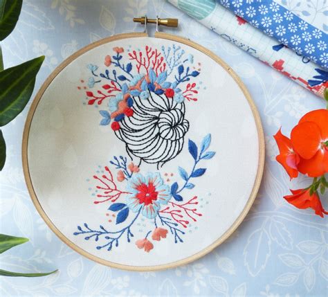 25+ modern floral embroidery patterns - Swoodson Says