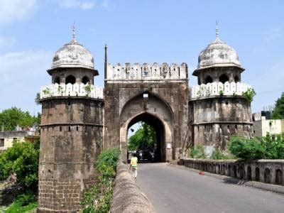 Bellary Tourism - Places to visit in Bellary, points of interest, travel guide