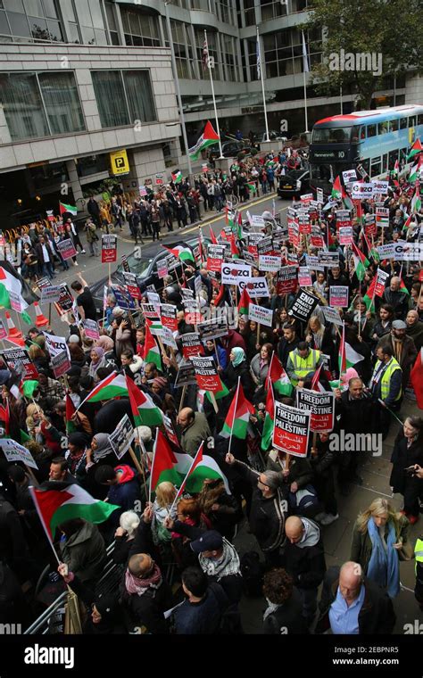 General views of a demonstration in favour of Palestine outside the ...