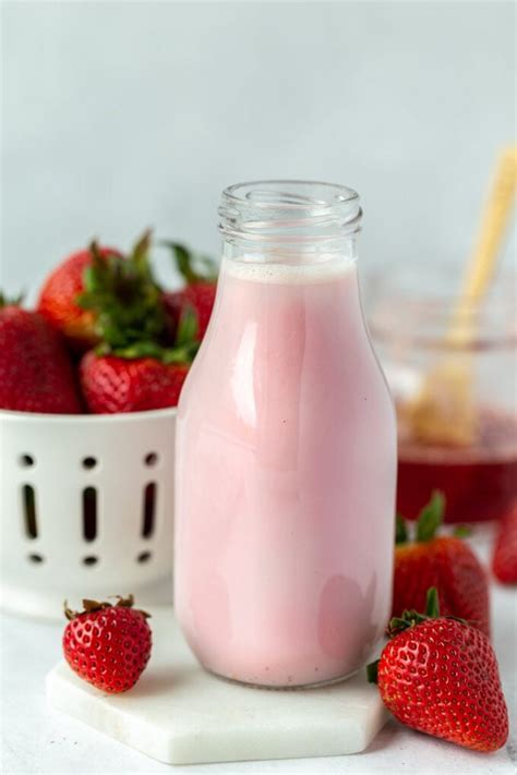 Strawberry Milk - Food with Feeling