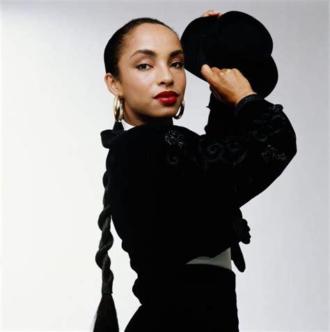 Sade Adu Biography | Profile | Photos | Fabwoman