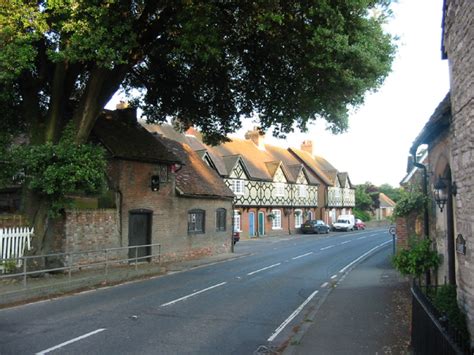 Pictures of Hursley, Hampshire, England | England Photography & History