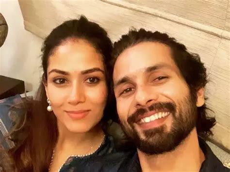 Shahid Kapoor wishes Mira Rajput a happy wedding anniversary with a cute selfie | Filmfare.com