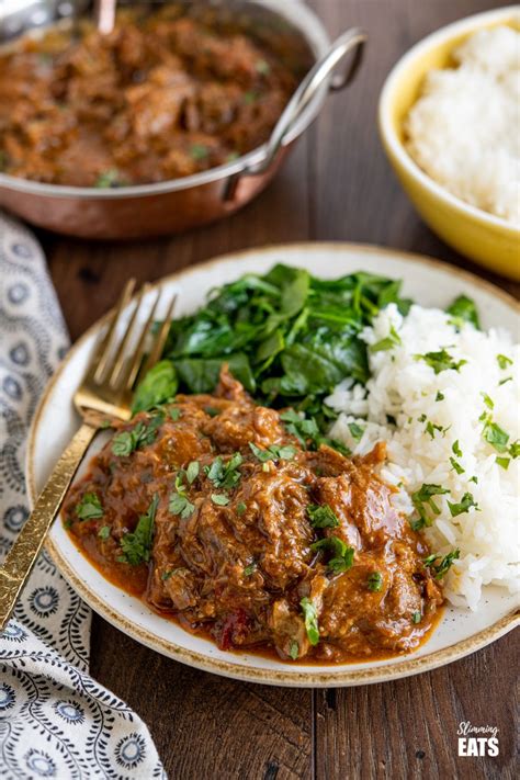 Instant Pot Lamb Bhuna (Bhuna Gosht) - tender fall apart pieces of lamb cooked in a delicious ...