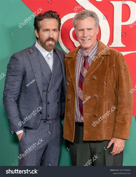 Ryan Reynolds Will Ferrell Attend Premiere Stock Photo 2227704445 ...