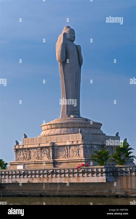 Buddha statue Hussain Sagar Lake Hyderabad Andhra Pradesh Telangana ...