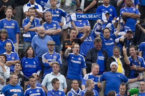 Chelsea FC grows fans in Northwest sod - Sportspress Northwest