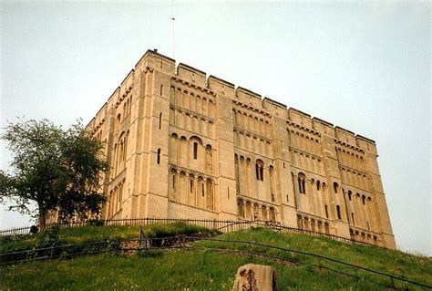 Medieval Britain: Norwich Castle. History, Facilities and Opening Hours.