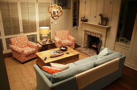 Grace and Frankie Beach House {Photos and Inspiration!} - Hello Lovely