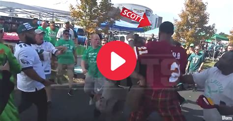 NBA Player Fights Eagles Fans in All-Out Tailgate Brawl - FanBuzz