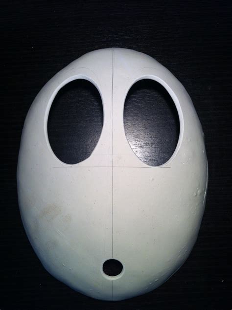 Shy Guy Mask by chikeon123 on DeviantArt