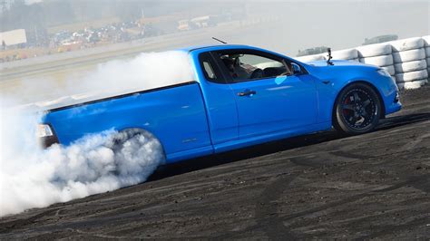 Ford XR6 turbo burnout - YouTube