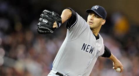 Andy Pettitte Lifts Yankees to Hang On to A.L. Lead - The New York Times